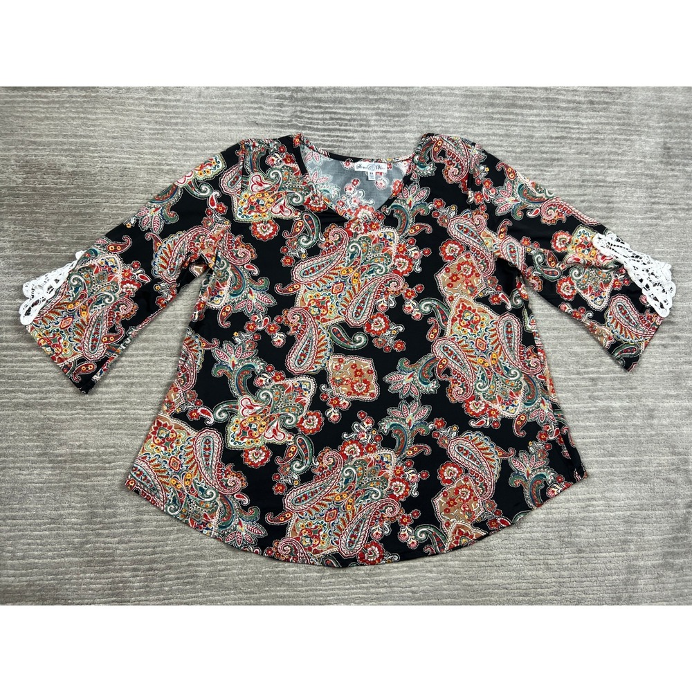 Stem & Vine Top Womens 2X Black Paisley V-Neck 3/4 Sleeve Crochet Lace Blouse